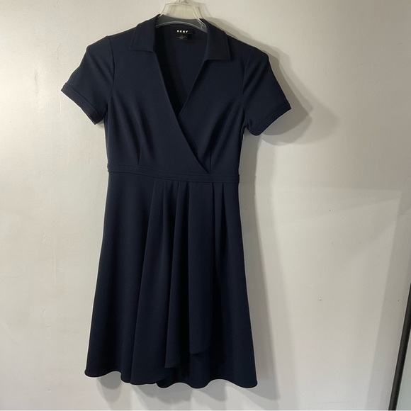 DKNY Dress Faux Wrap Midnight Blue Short Sleeve Size 6 - Picture 2 of 11